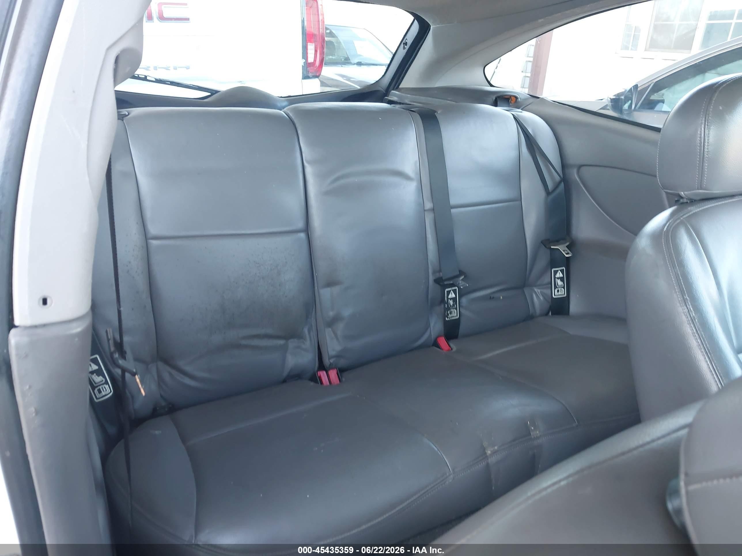 2003 Ford Focus Zx3 White vin: 3FAFP31Z43R159263