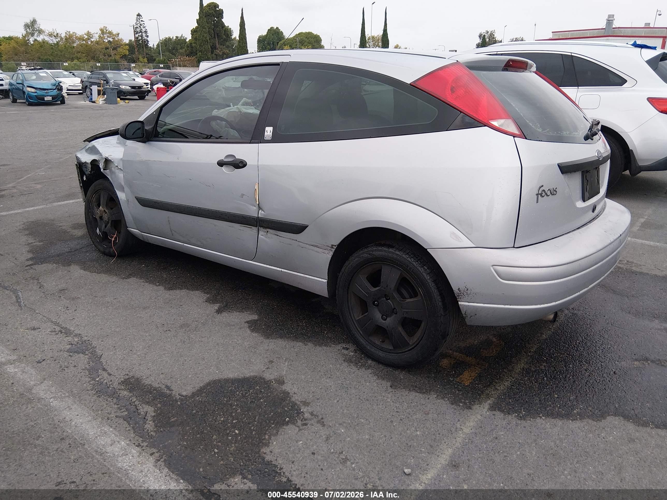 2003 Ford Focus Zx3 Silver vin: 3FAFP31Z93R141633