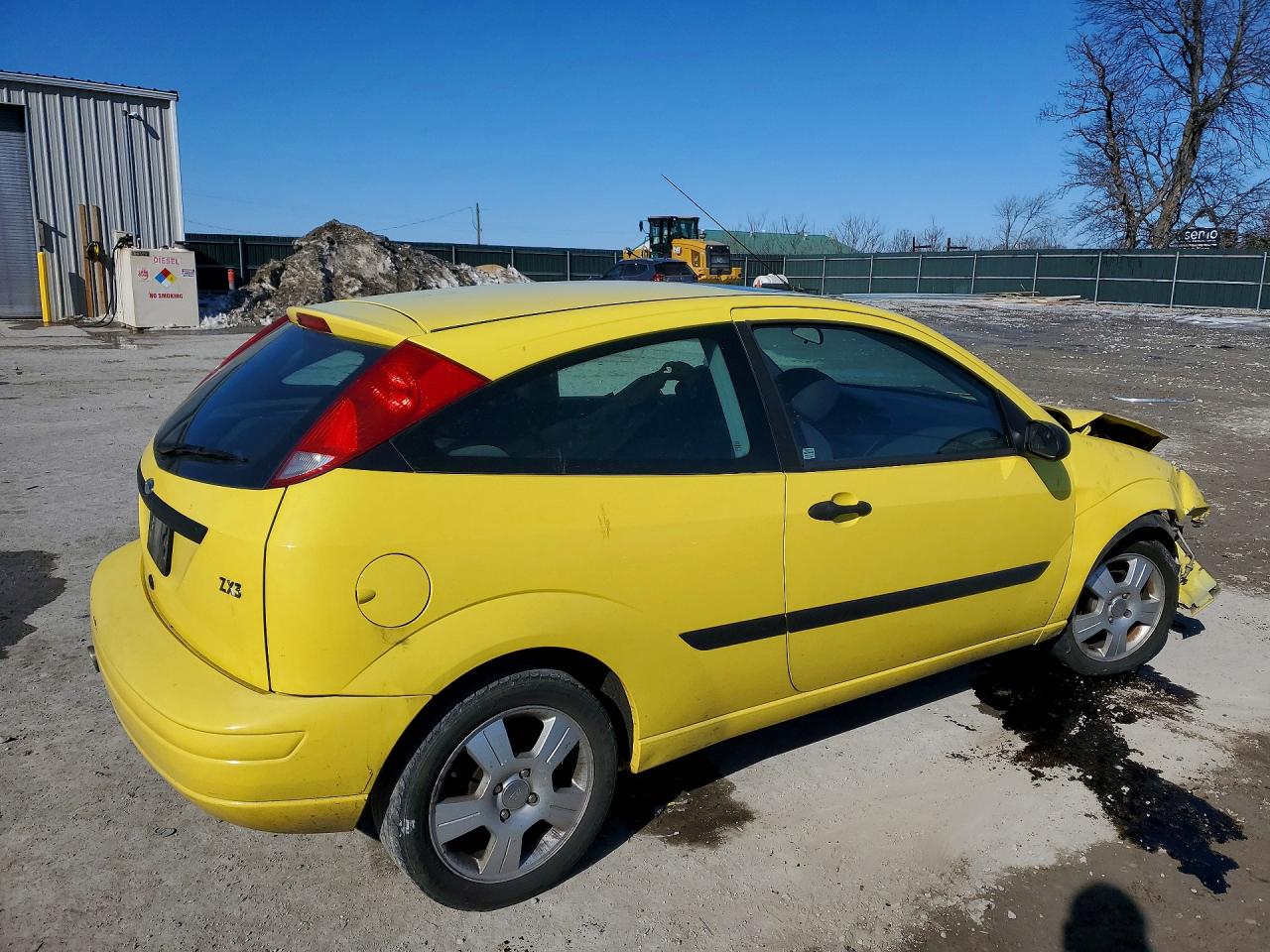 2003 Ford Focus Zx3 Yellow vin: 3FAFP31Z93R145682