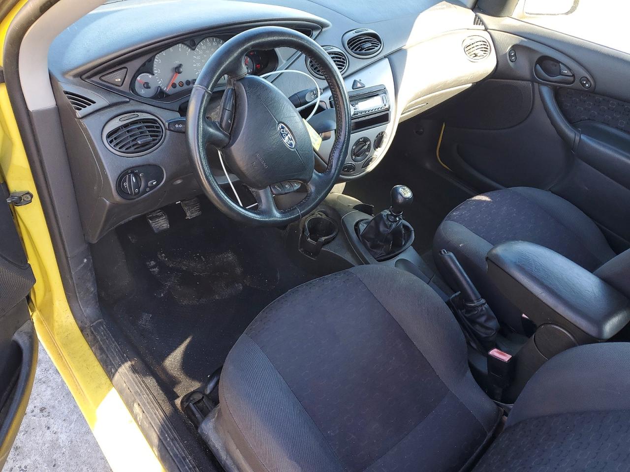 2003 Ford Focus Zx3 Yellow vin: 3FAFP31Z93R145682