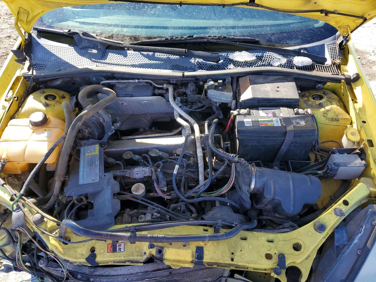 2003 Ford Focus Zx3 Yellow vin: 3FAFP31Z93R145682