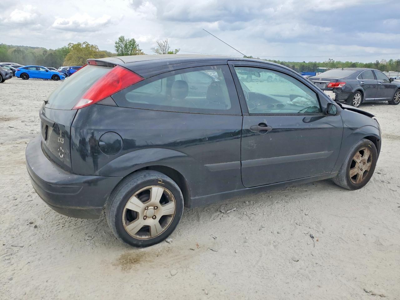 2004 Ford Focus Zx3 Black vin: 3FAFP31ZX4R117133
