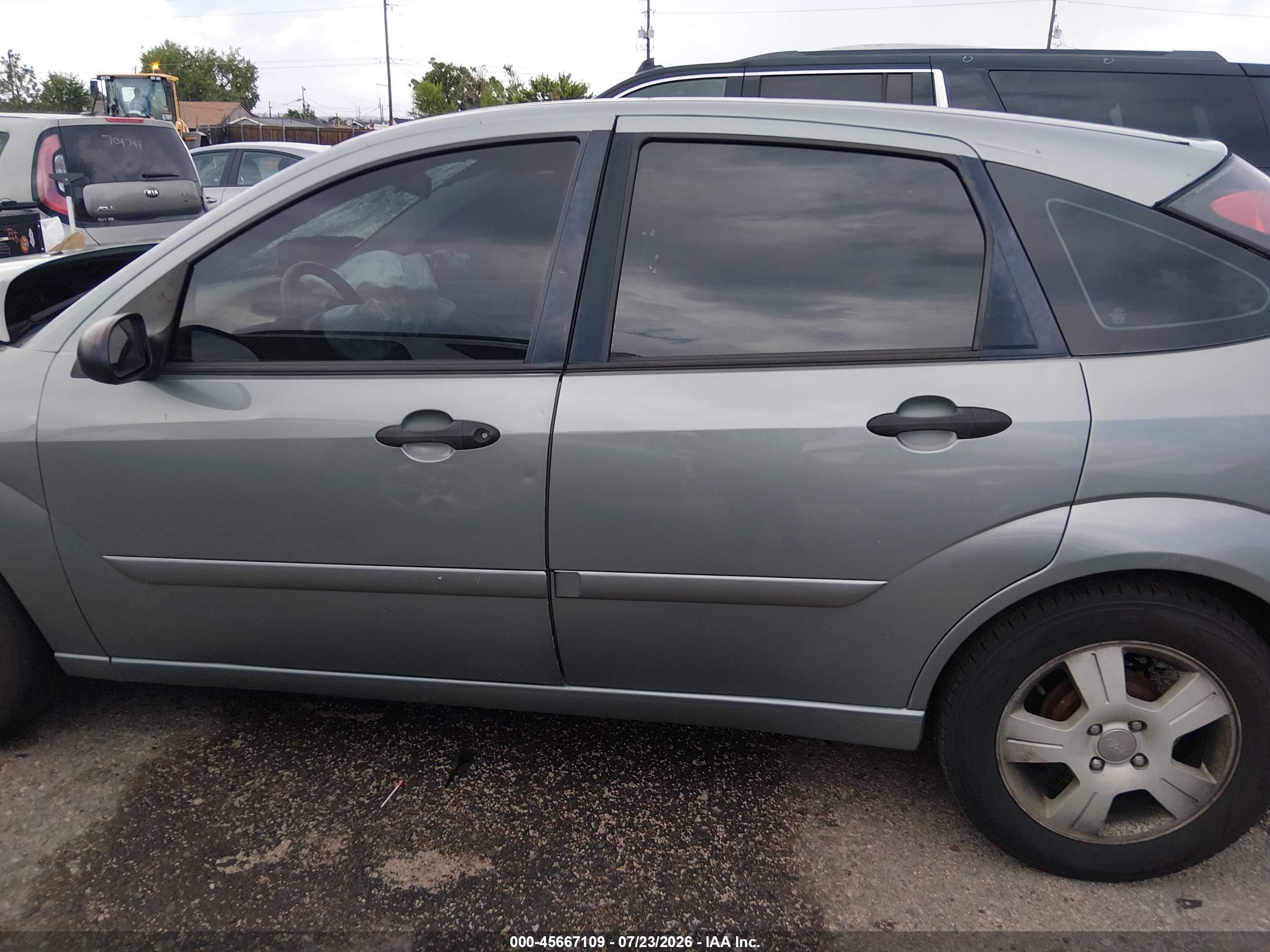 2004 Ford Focus Zx5 Green vin: 3FAFP37314R106914