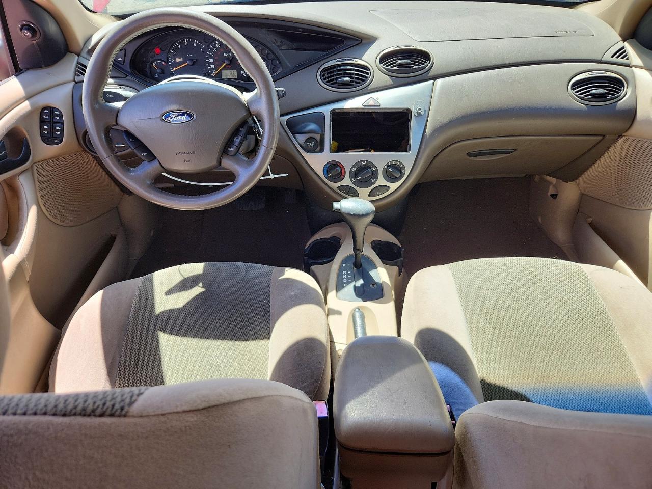 2002 Ford Focus Zx5 Red vin: 3FAFP37322R195843