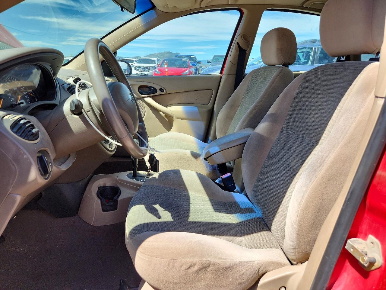 2002 Ford Focus Zx5 Red vin: 3FAFP37322R195843