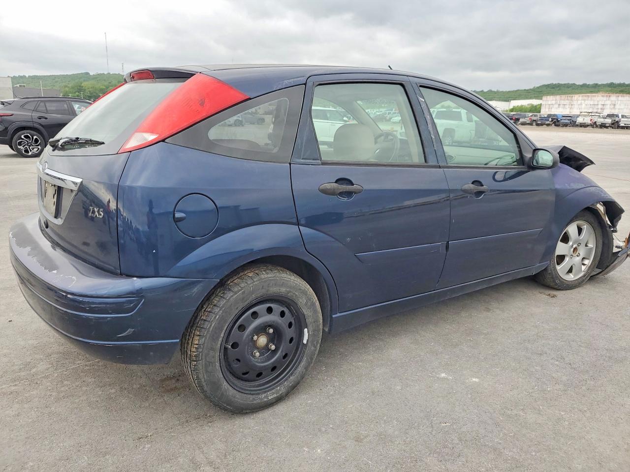 2002 Ford Focus Zx5 Blue vin: 3FAFP37332R188268