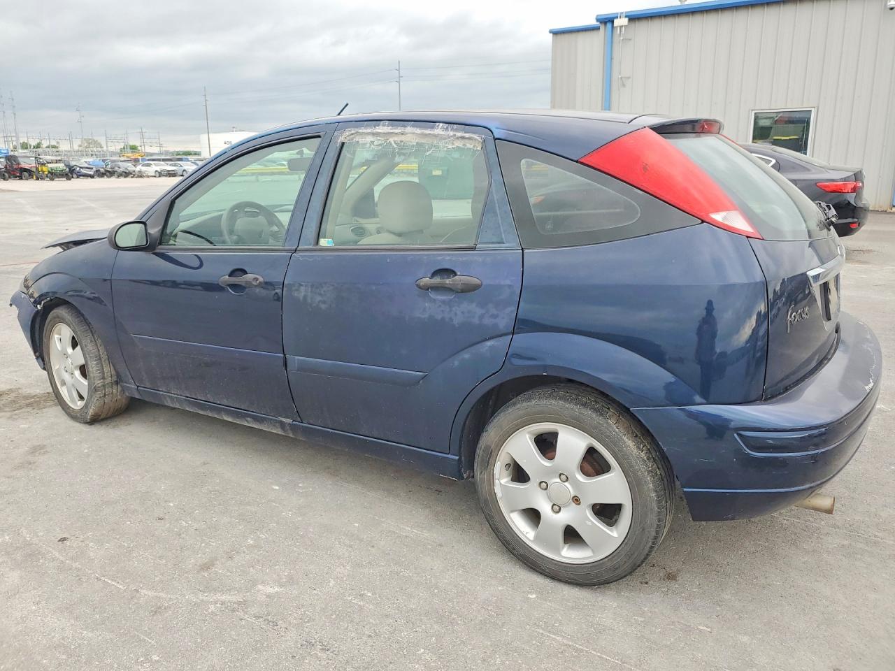 2002 Ford Focus Zx5 Blue vin: 3FAFP37332R188268