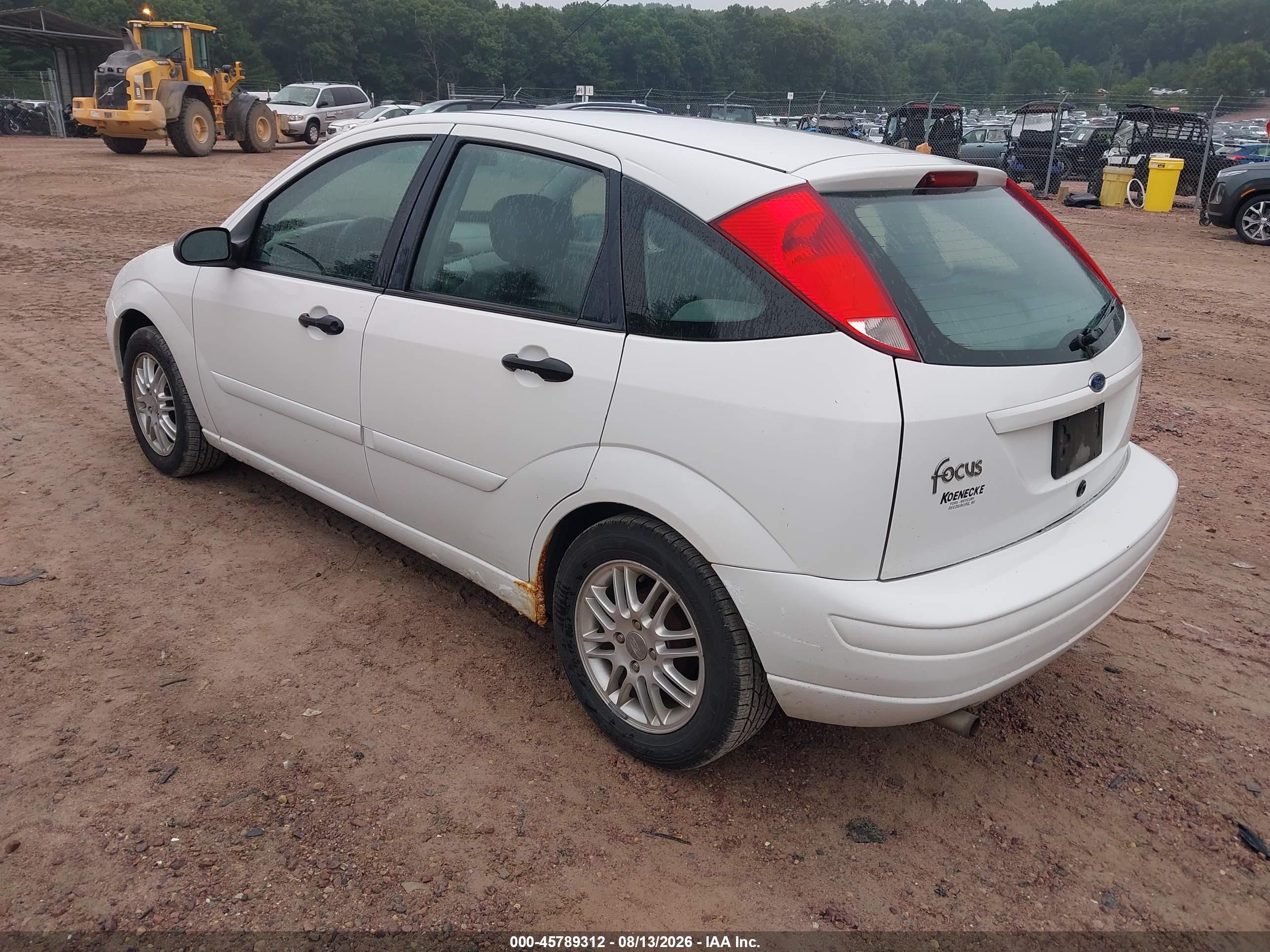 2003 Ford Focus Zx5/zx5 Comfort White vin: 3FAFP37343R147052