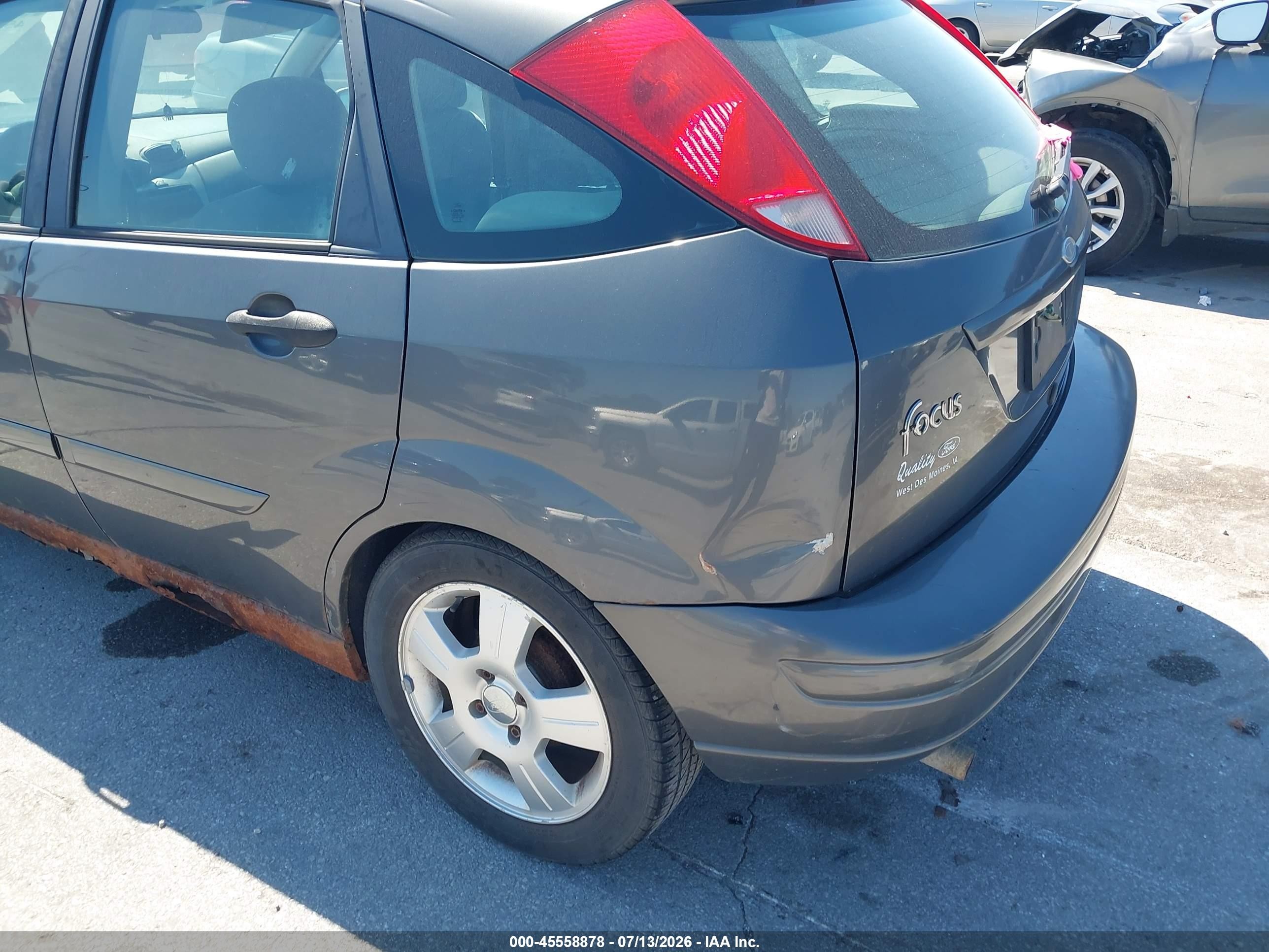 2003 Ford Focus   Серый vin: 3FAFP37353R167116