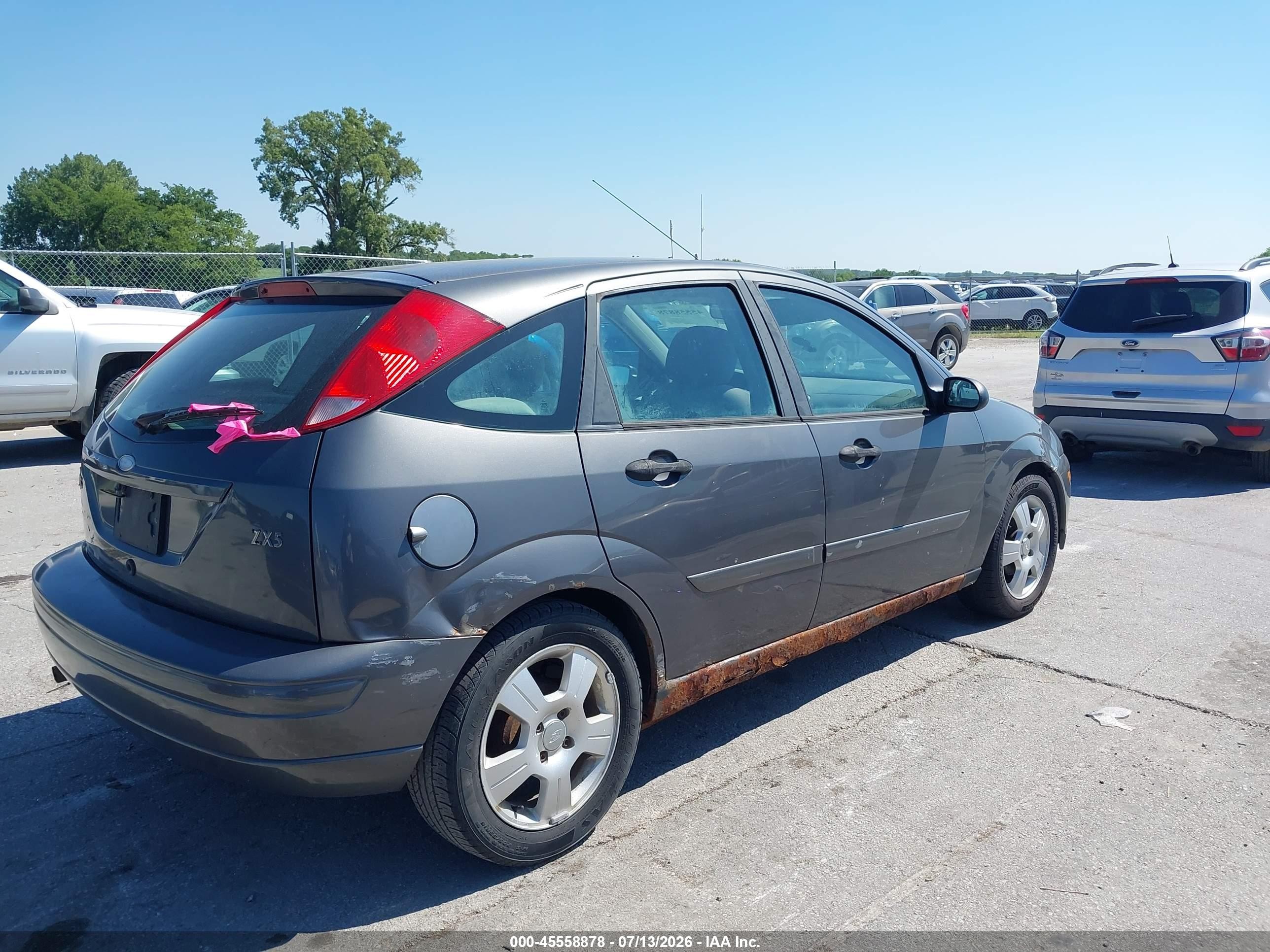 2003 Ford Focus   Серый vin: 3FAFP37353R167116