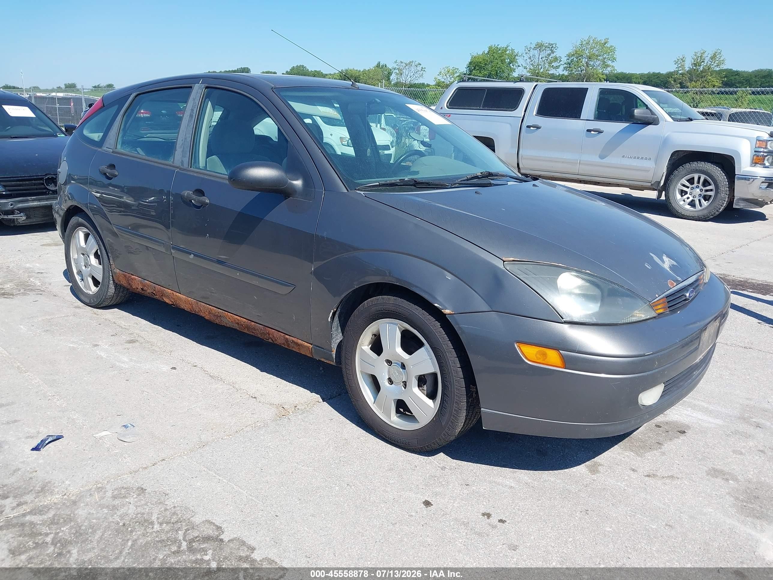 2003 Ford Focus   Серый vin: 3FAFP37353R167116