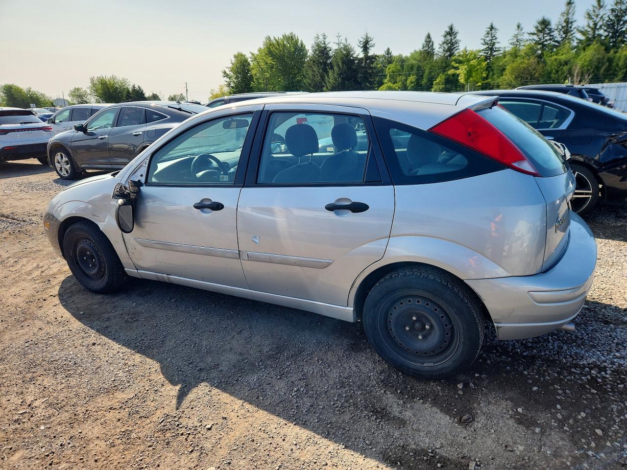 2004 Ford Focus Zx5 Silver vin: 3FAFP37374R112703
