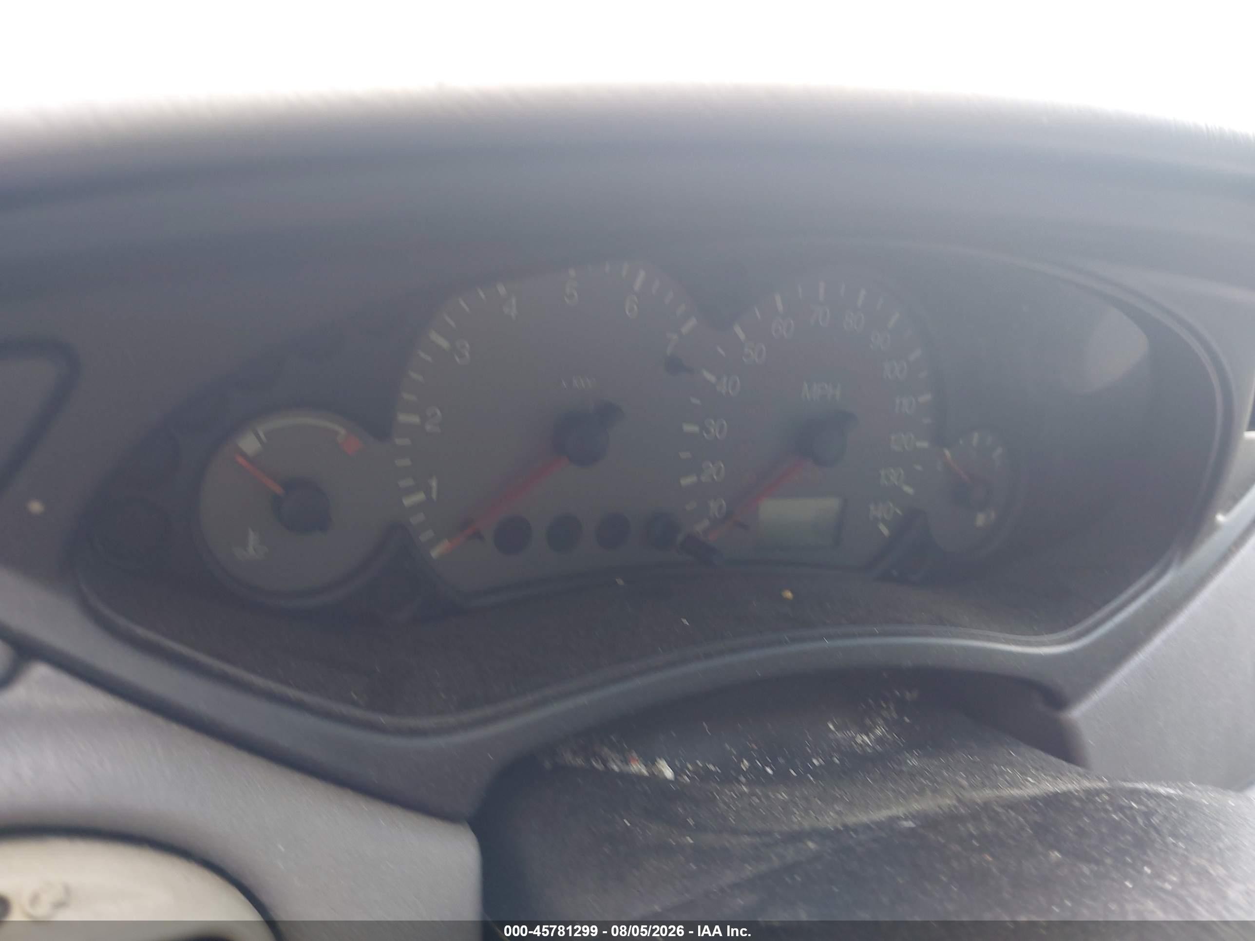 2003 Ford Focus Zx5/zx5 Comfort Красный vin: 3FAFP37383R160418