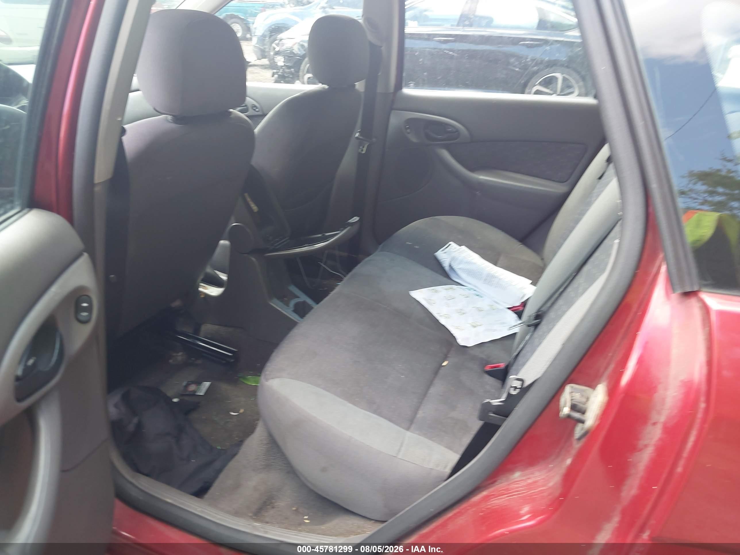 2003 Ford Focus Zx5/zx5 Comfort Красный vin: 3FAFP37383R160418