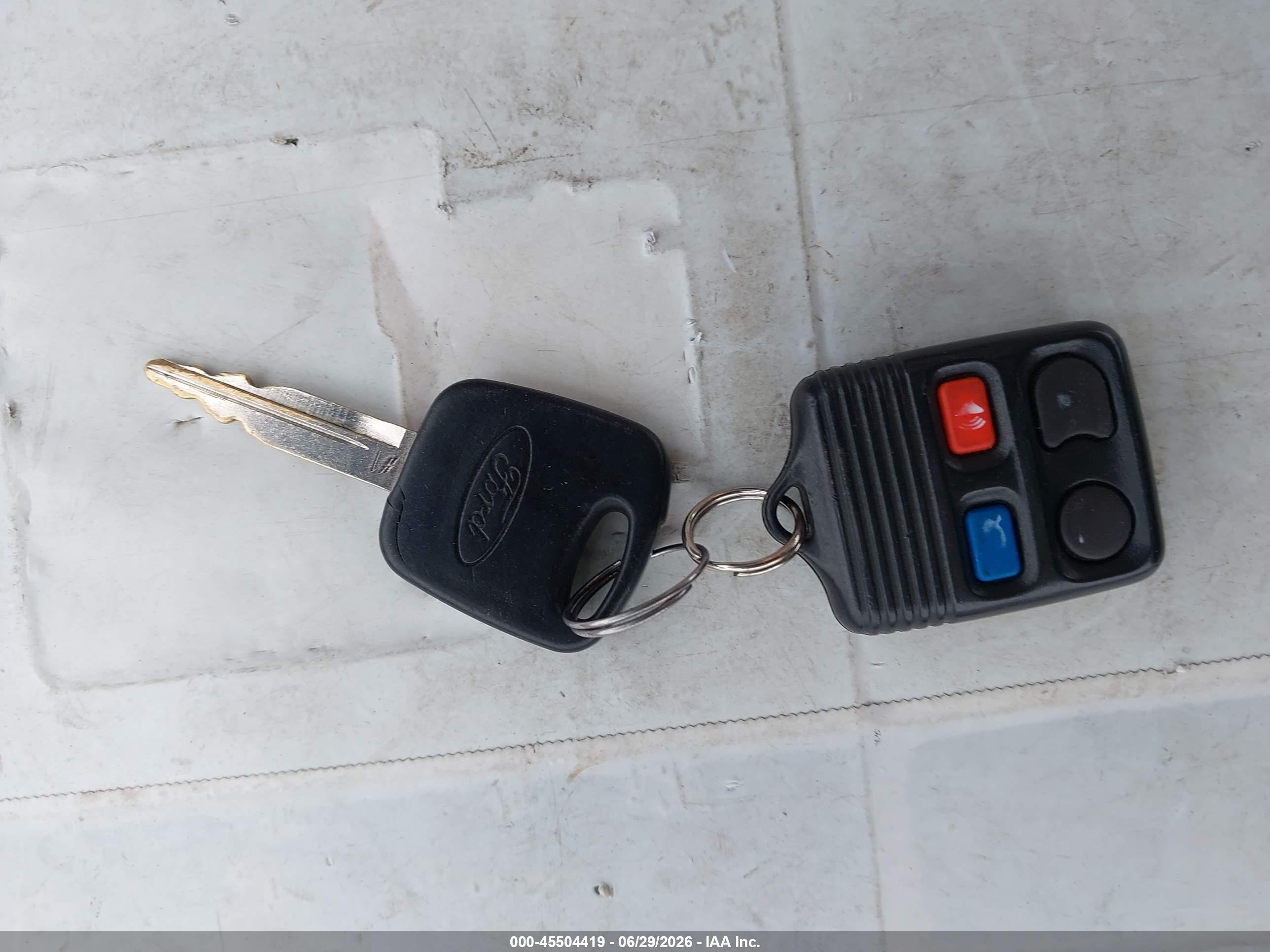2003 Ford Focus Zx5/zx5 Comfort Blue vin: 3FAFP37393R132319