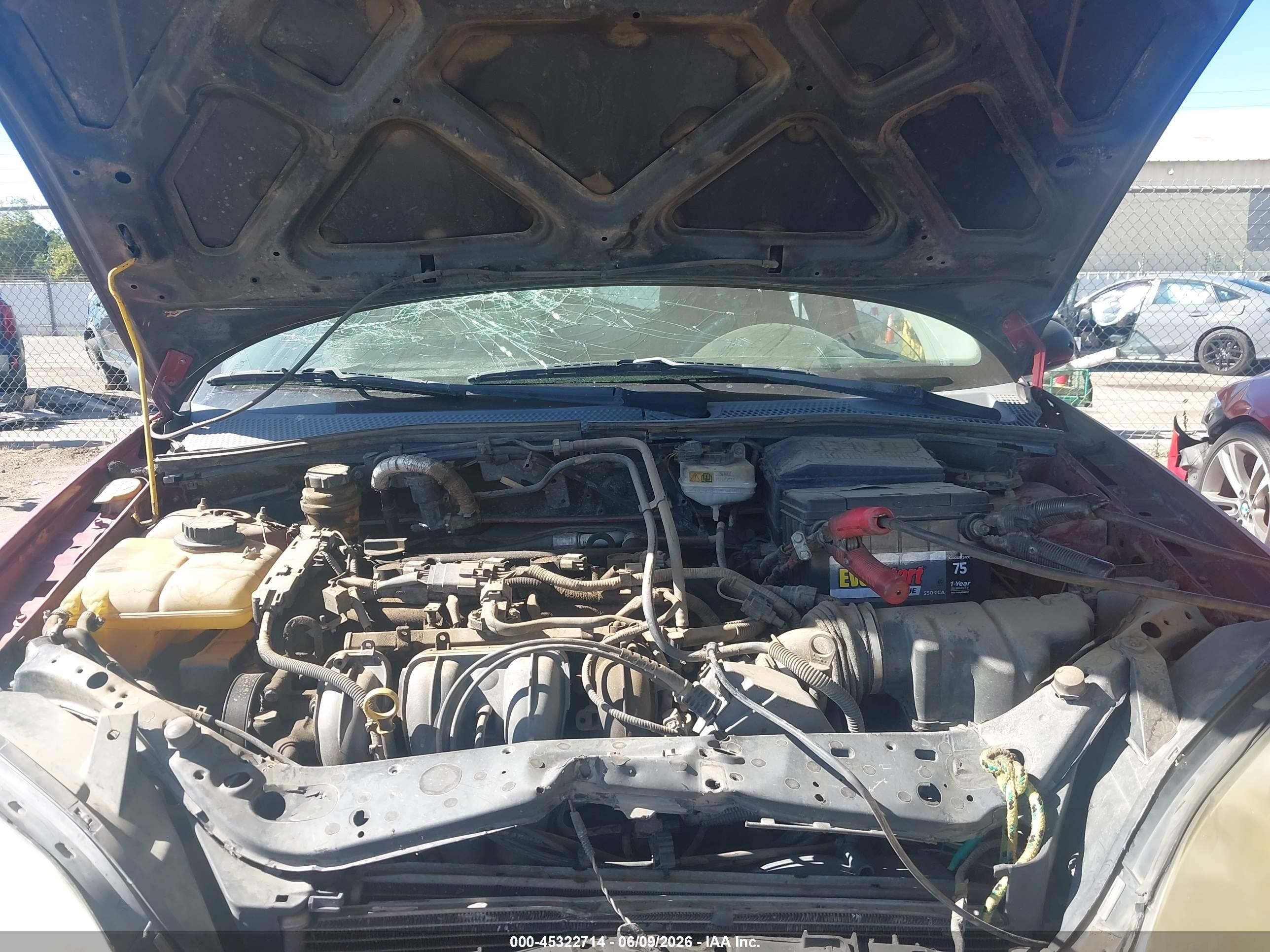 2005 Ford Focus Zx5 Red vin: 3FAFP37N15R137230