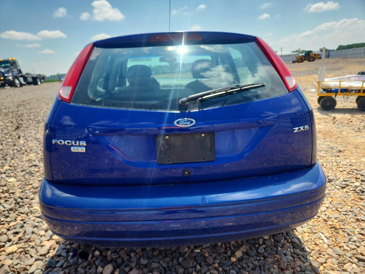 2005 Ford Focus Zx5 Blue vin: 3FAFP37N15R151791