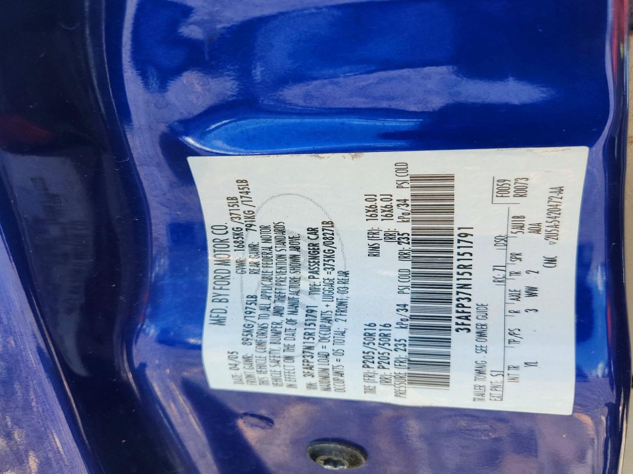 2005 Ford Focus Zx5 Blue vin: 3FAFP37N15R151791