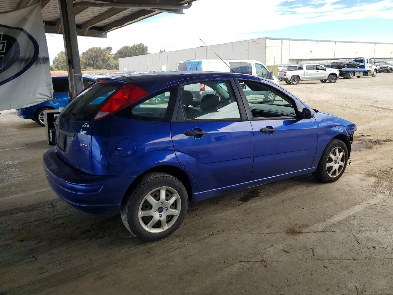 2005 Ford Focus Zx5 Blue vin: 3FAFP37N25R131999
