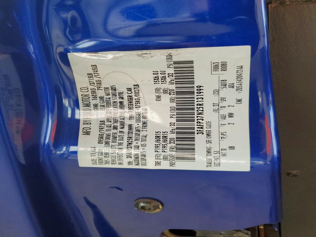 2005 Ford Focus Zx5 Blue vin: 3FAFP37N25R131999