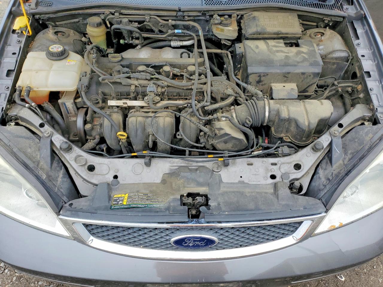 2005 Ford Focus Zx5 Gray vin: 3FAFP37N25R146759