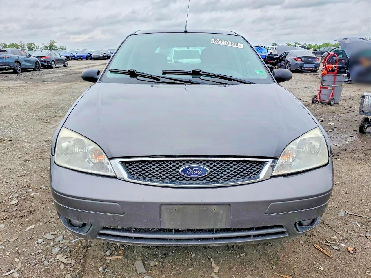 2005 Ford Focus Zx5 Gray vin: 3FAFP37N25R146759