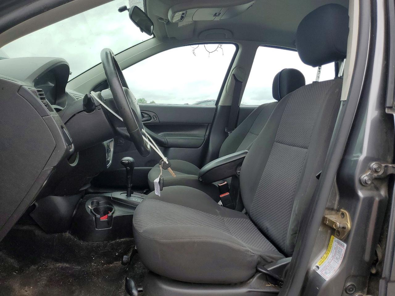 2005 Ford Focus Zx5 Gray vin: 3FAFP37N25R146759
