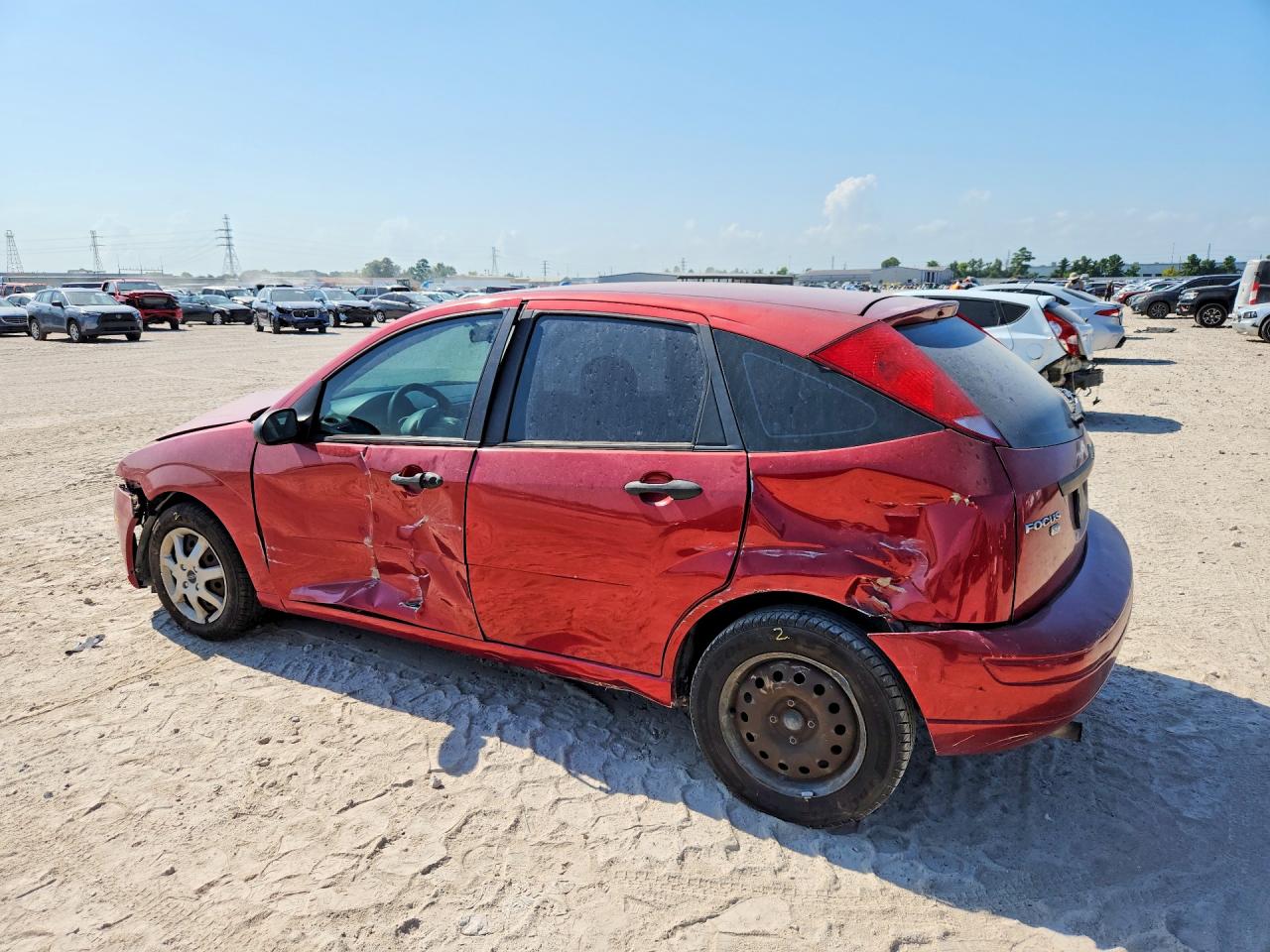 2005 Ford Focus Burgundy vin: 3FAFP37N35R117450