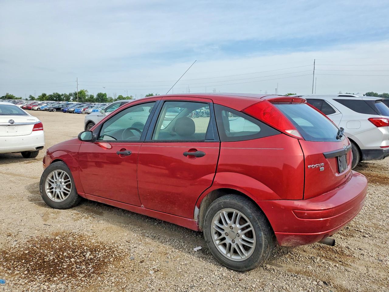 2005 Ford Focus Zx5 Red vin: 3FAFP37N35R148679