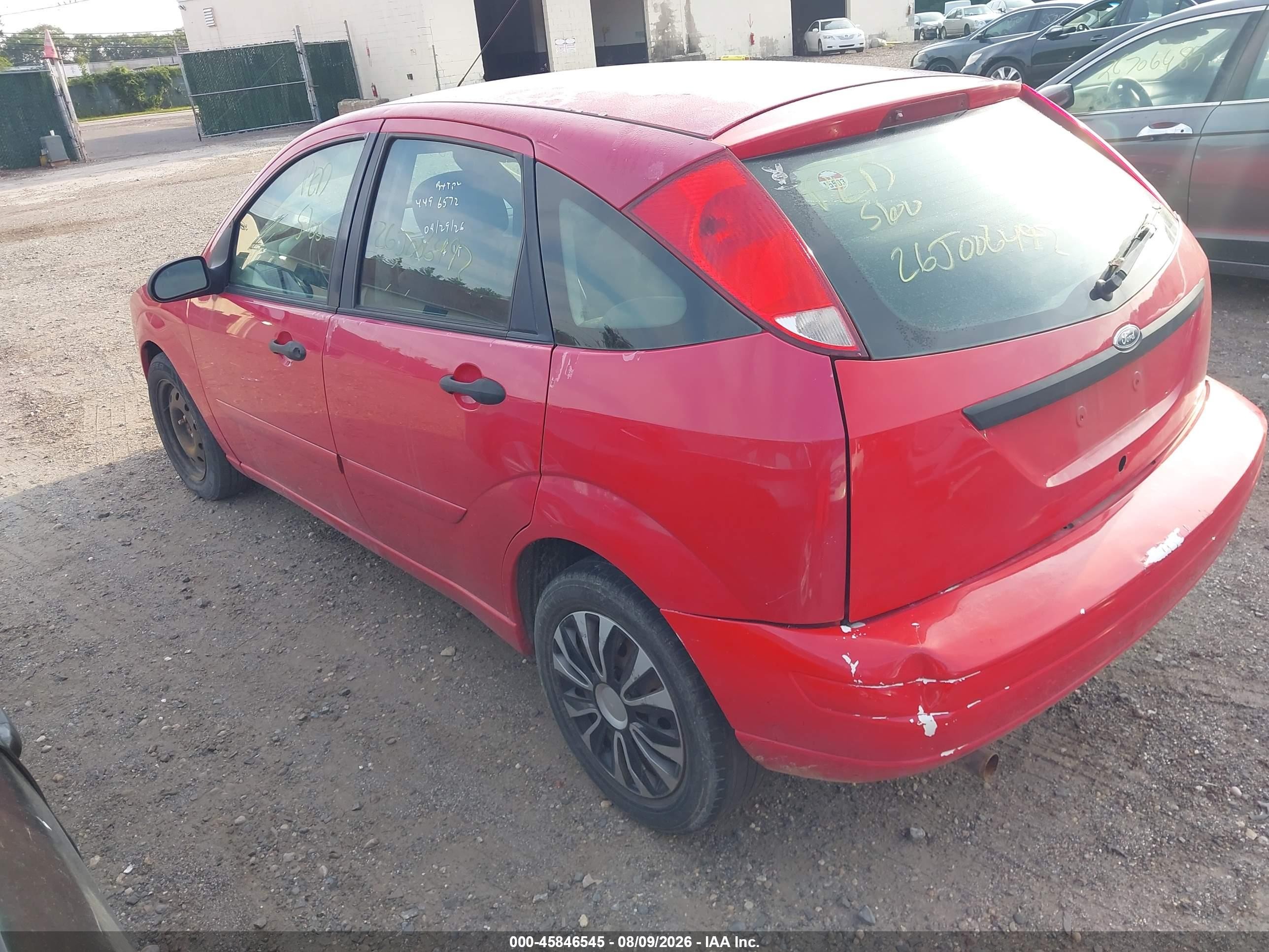 2005 Ford Focus Zx5 Red vin: 3FAFP37N35R152375