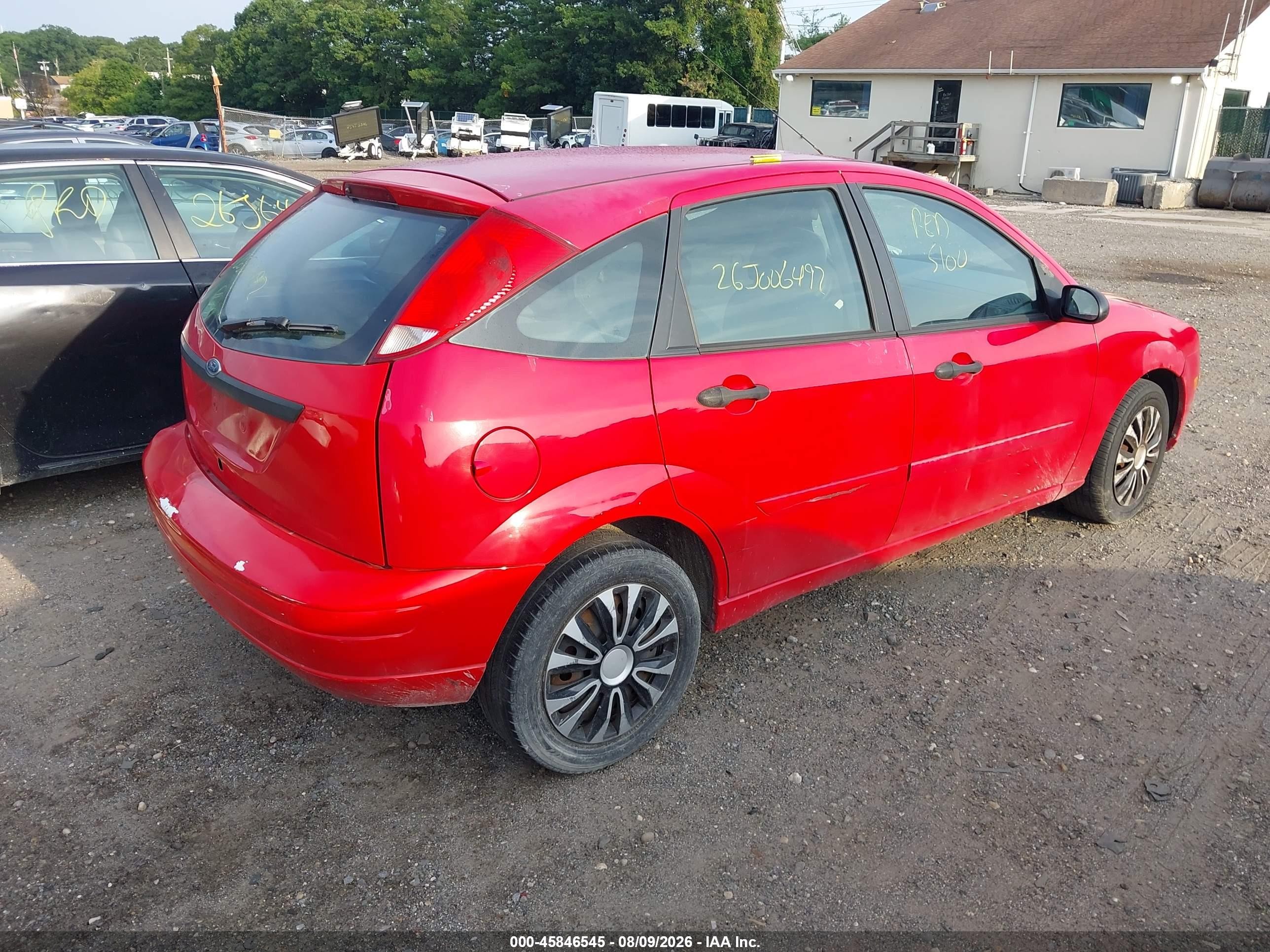 2005 Ford Focus Zx5 Red vin: 3FAFP37N35R152375