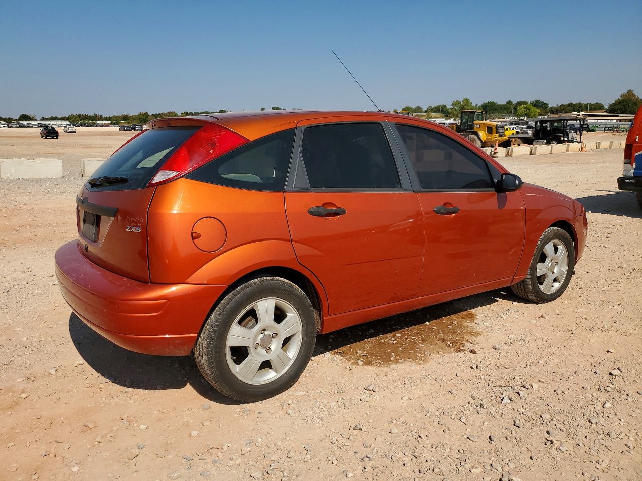 2005 Ford Focus Zx5 Orange vin: 3FAFP37N55R102044