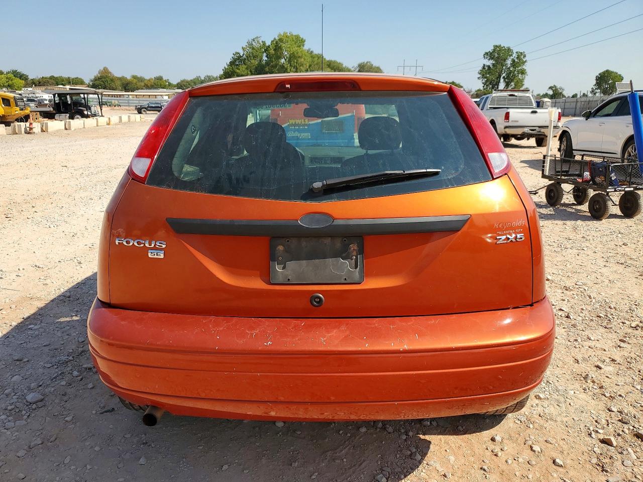 2005 Ford Focus Zx5 Orange vin: 3FAFP37N55R102044