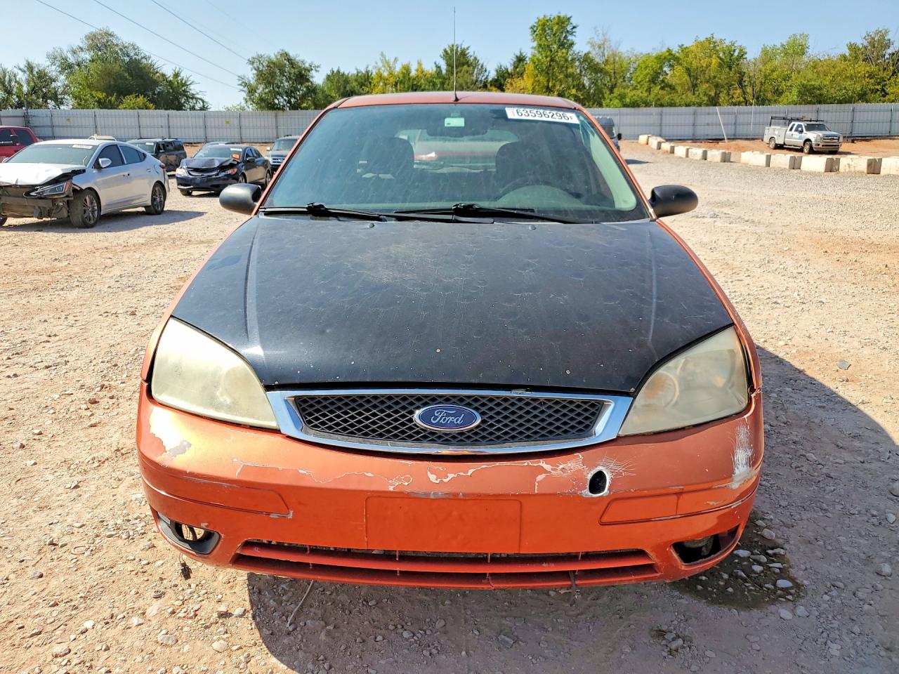 2005 Ford Focus Zx5 Orange vin: 3FAFP37N55R102044