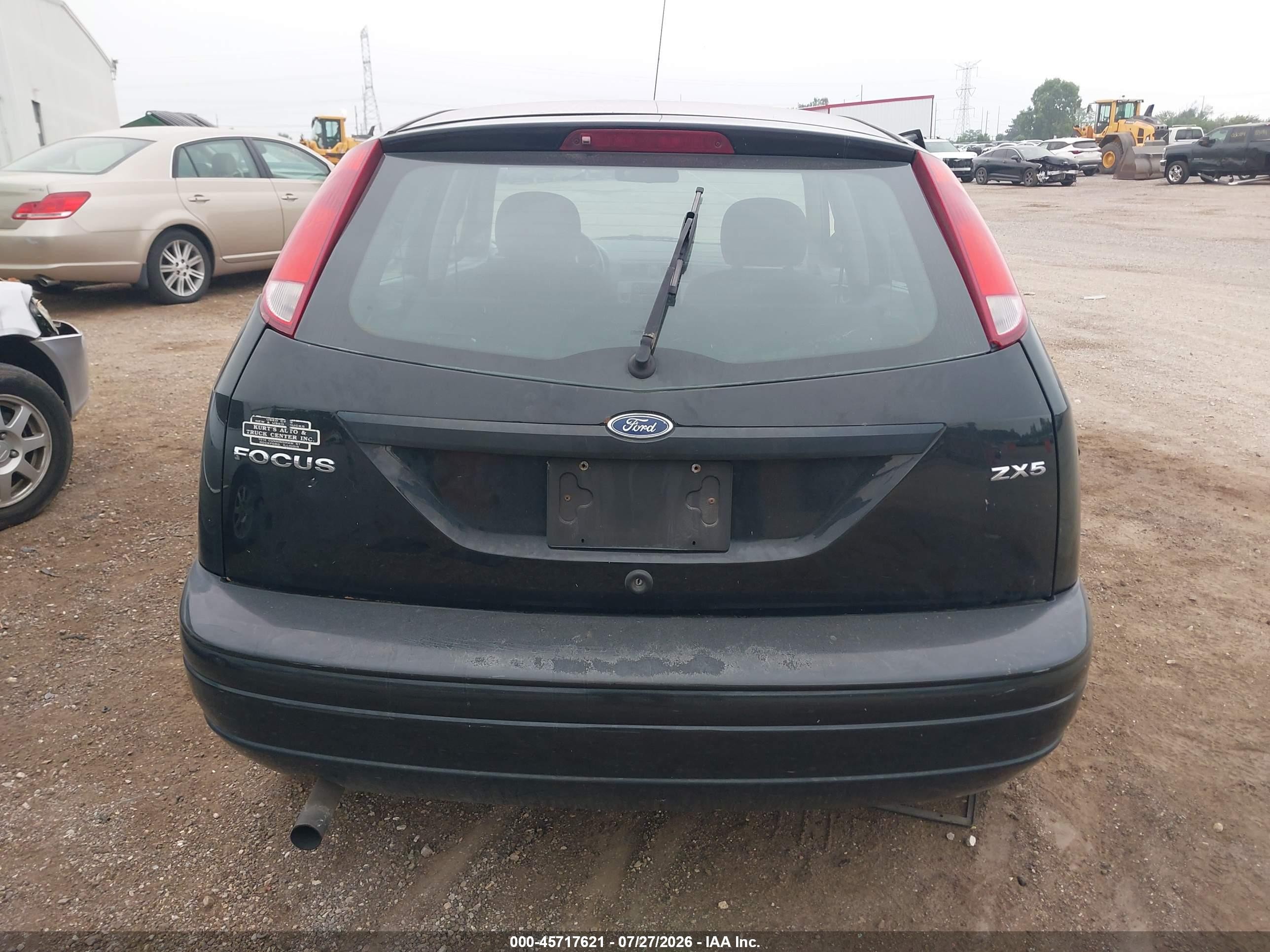 2005 Ford Focus Zx5 Черный vin: 3FAFP37N65R131505
