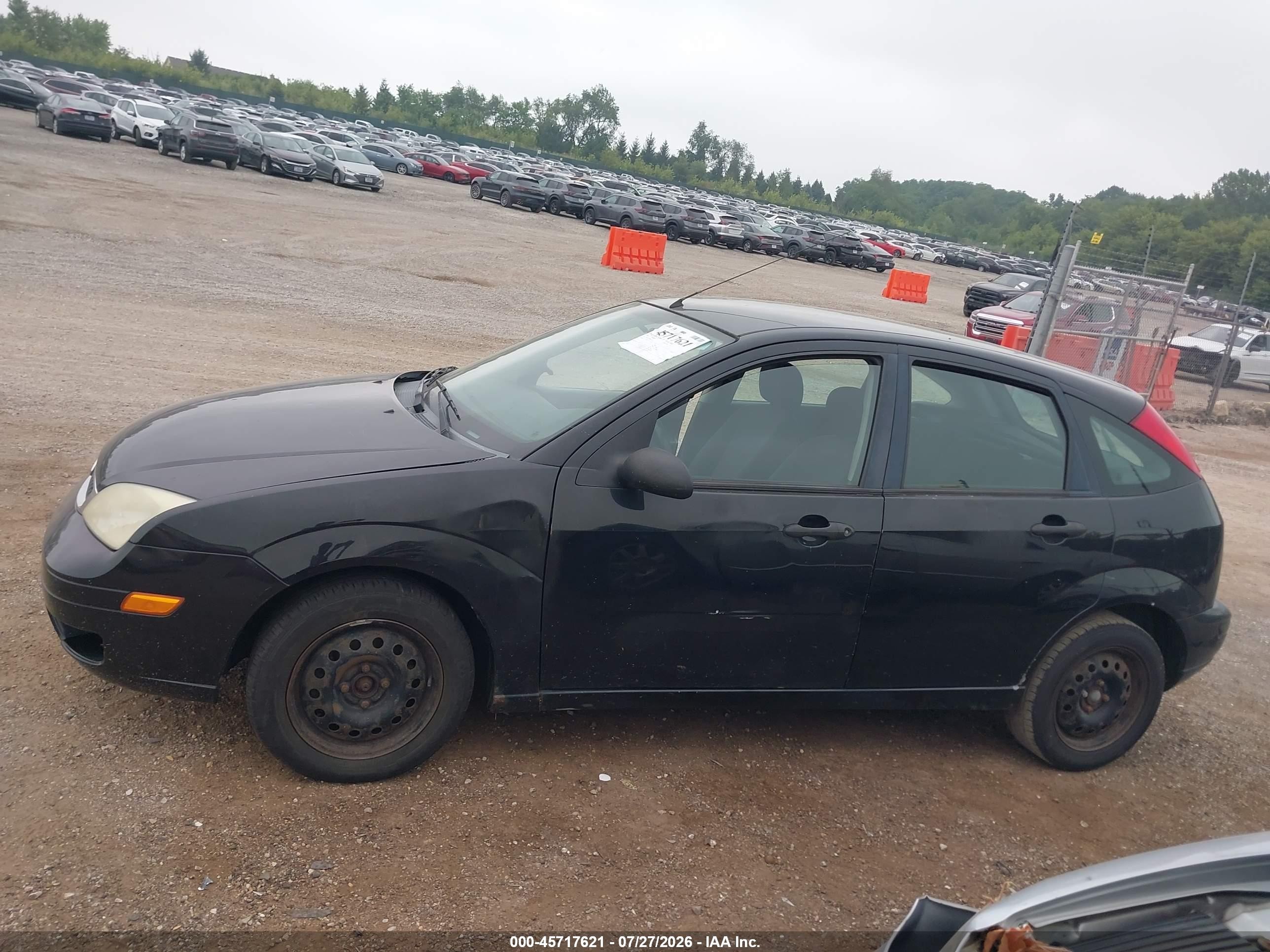 2005 Ford Focus Zx5 Черный vin: 3FAFP37N65R131505