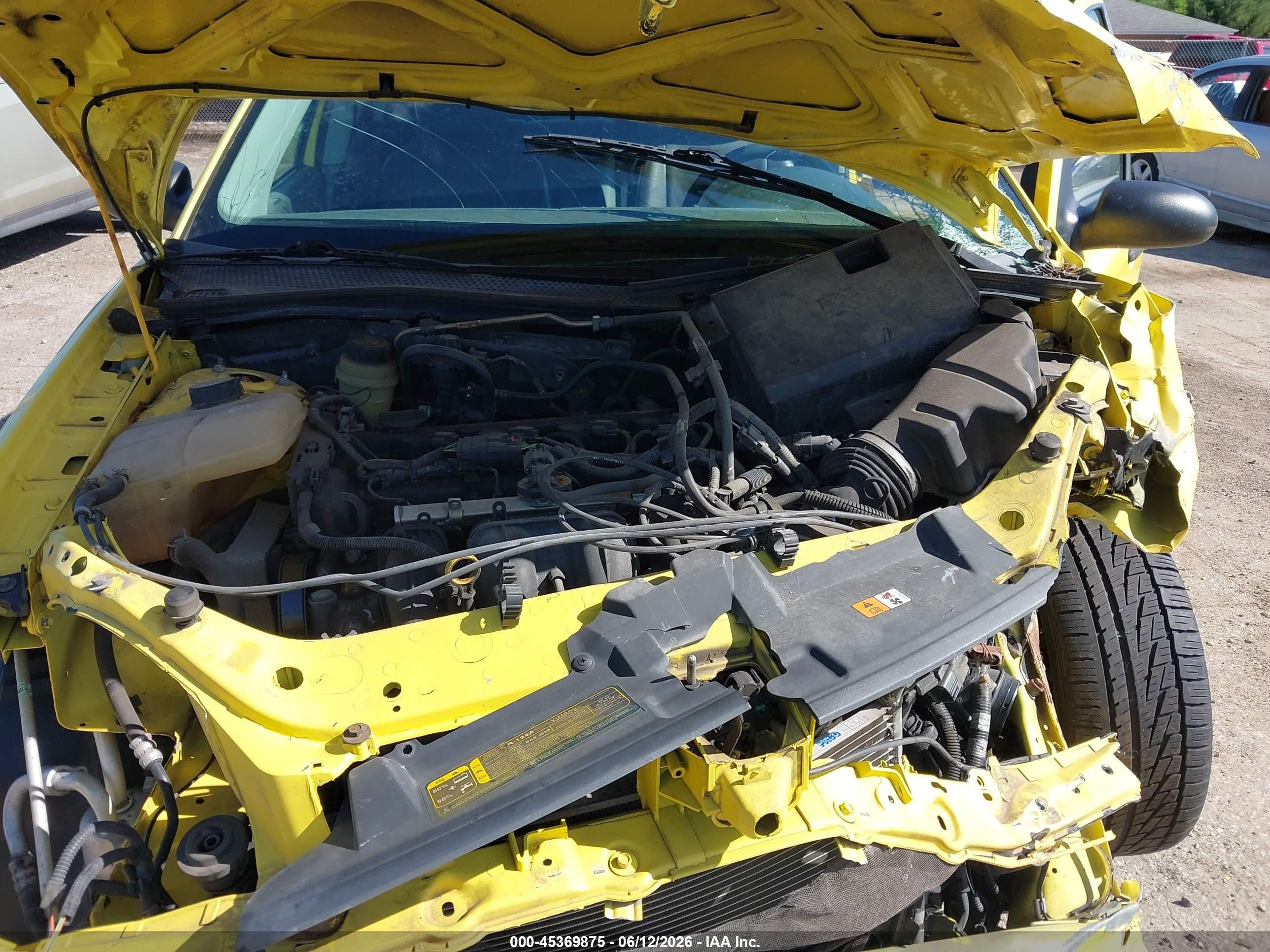2005 Ford Focus Zx5 Yellow vin: 3FAFP37N85R109649
