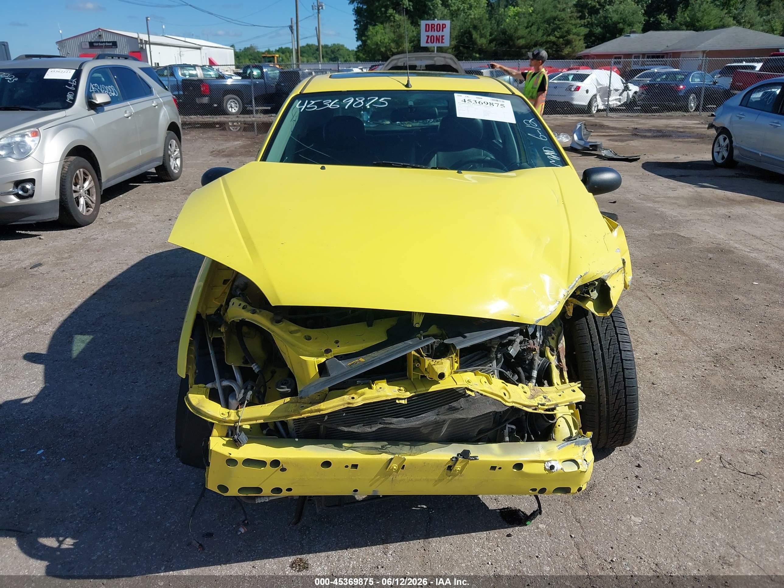 2005 Ford Focus Zx5 Yellow vin: 3FAFP37N85R109649