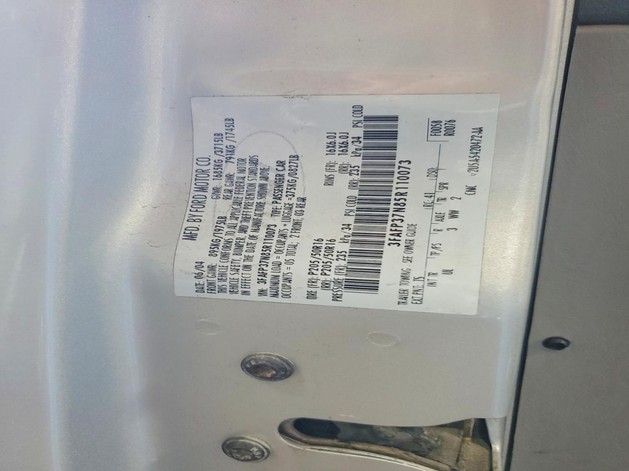 2005 Ford Focus Zx5 Silver vin: 3FAFP37N85R110073