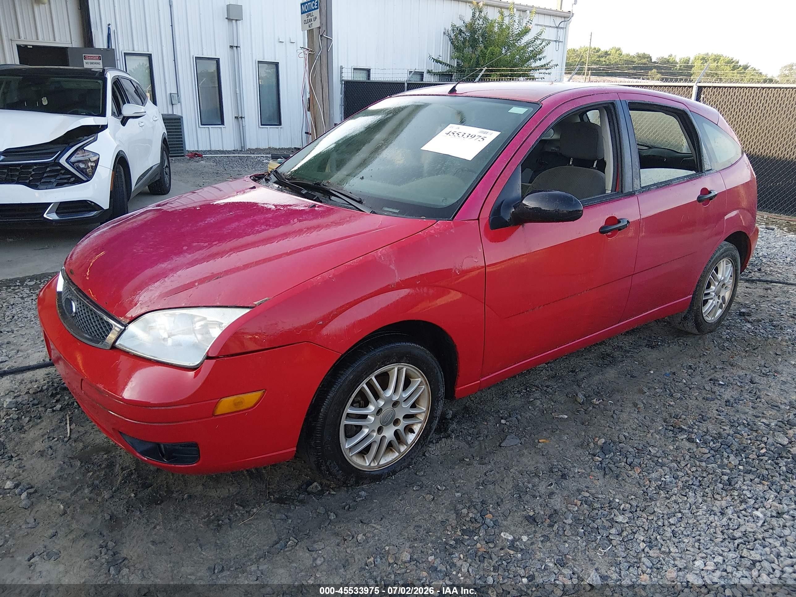 2005 Ford Focus Zx5 Red vin: 3FAFP37N95R105044