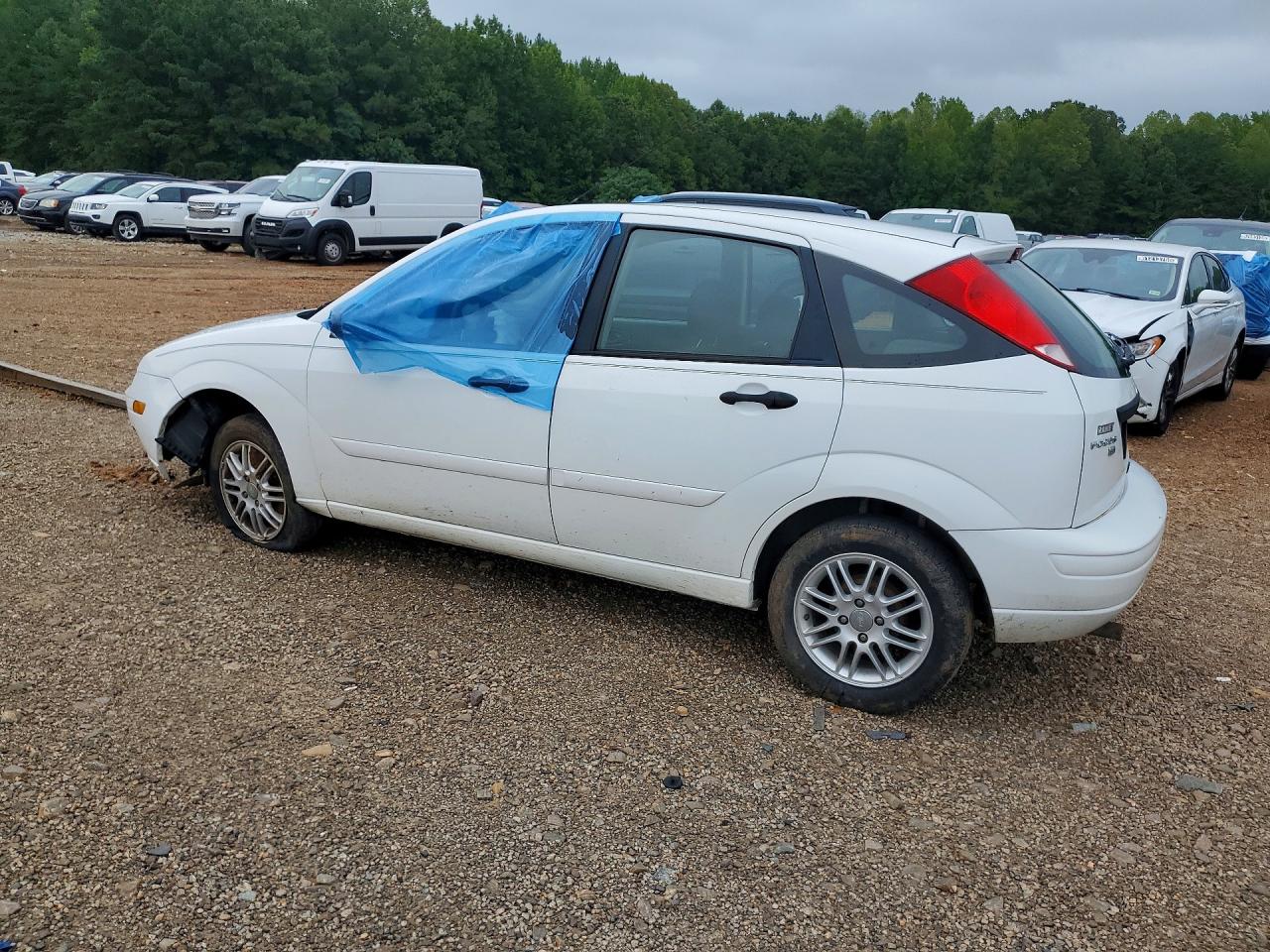 2005 Ford Focus Zx5 White vin: 3FAFP37N95R141526