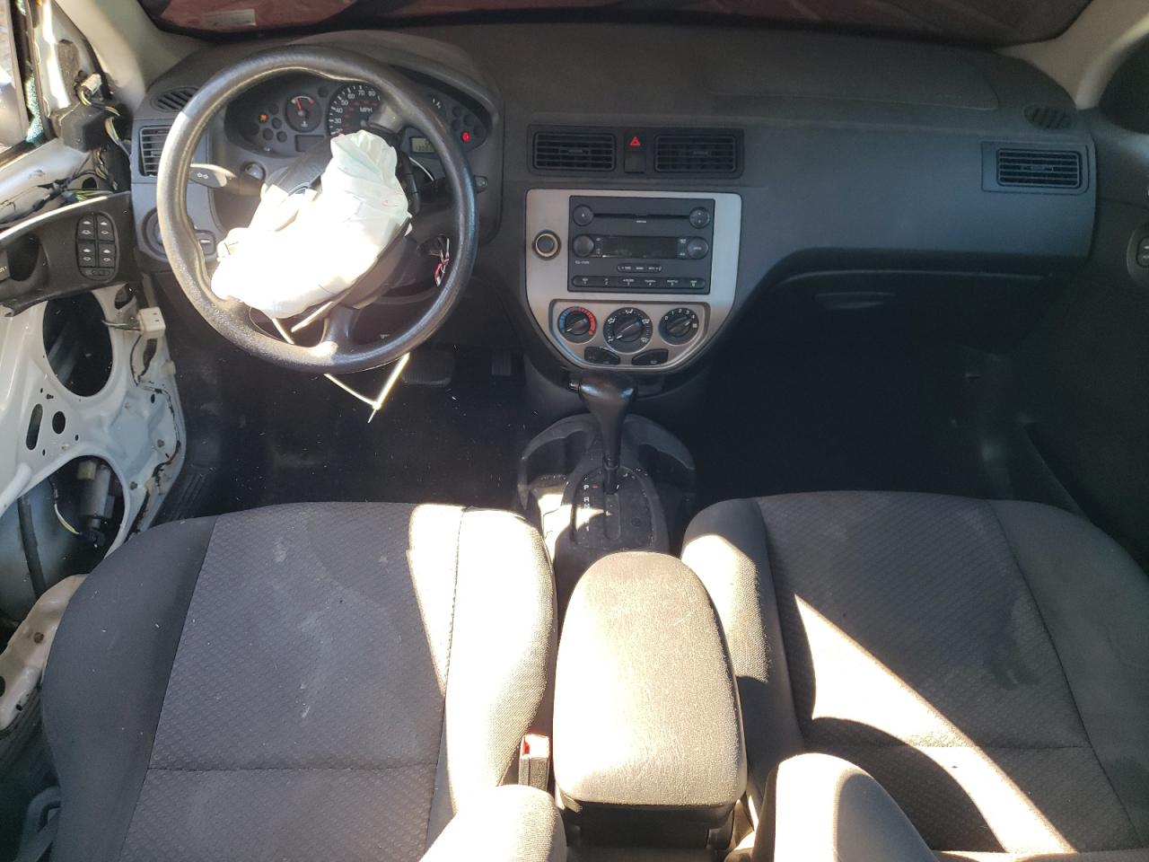 2005 Ford Focus Zx5 White vin: 3FAFP37N95R141526 Damage: Left Front Door Panel, Missing, Replacement Required