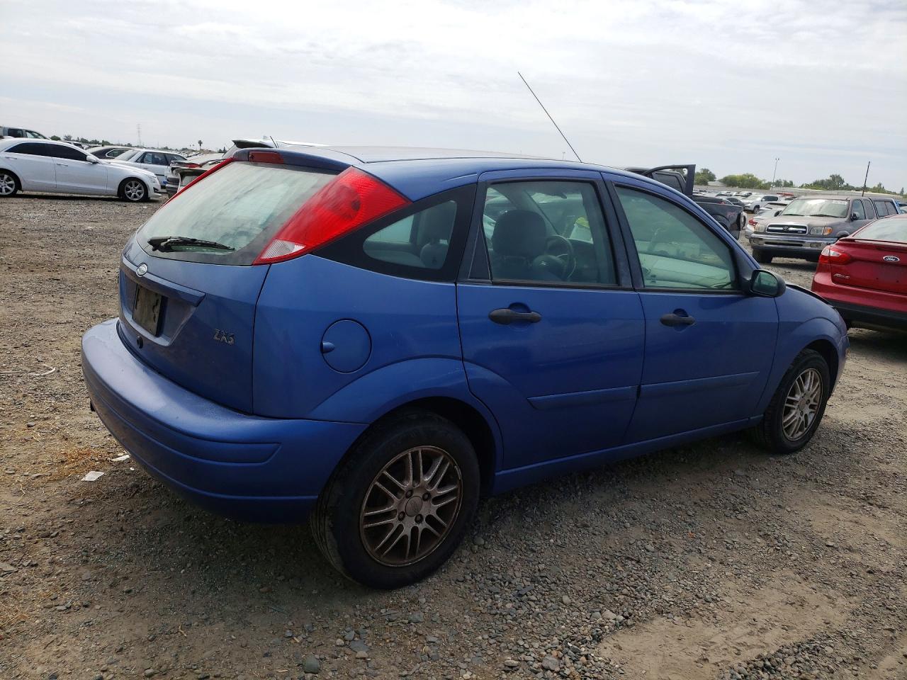 2003 Ford Focus Blue vin: 3FAFP37Z43R141742