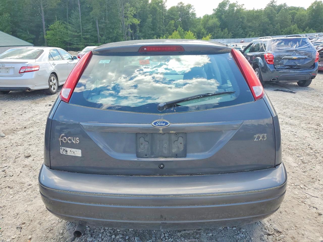 2004 Ford Focus Zx5 Gray vin: 3FAFP37Z84R110902