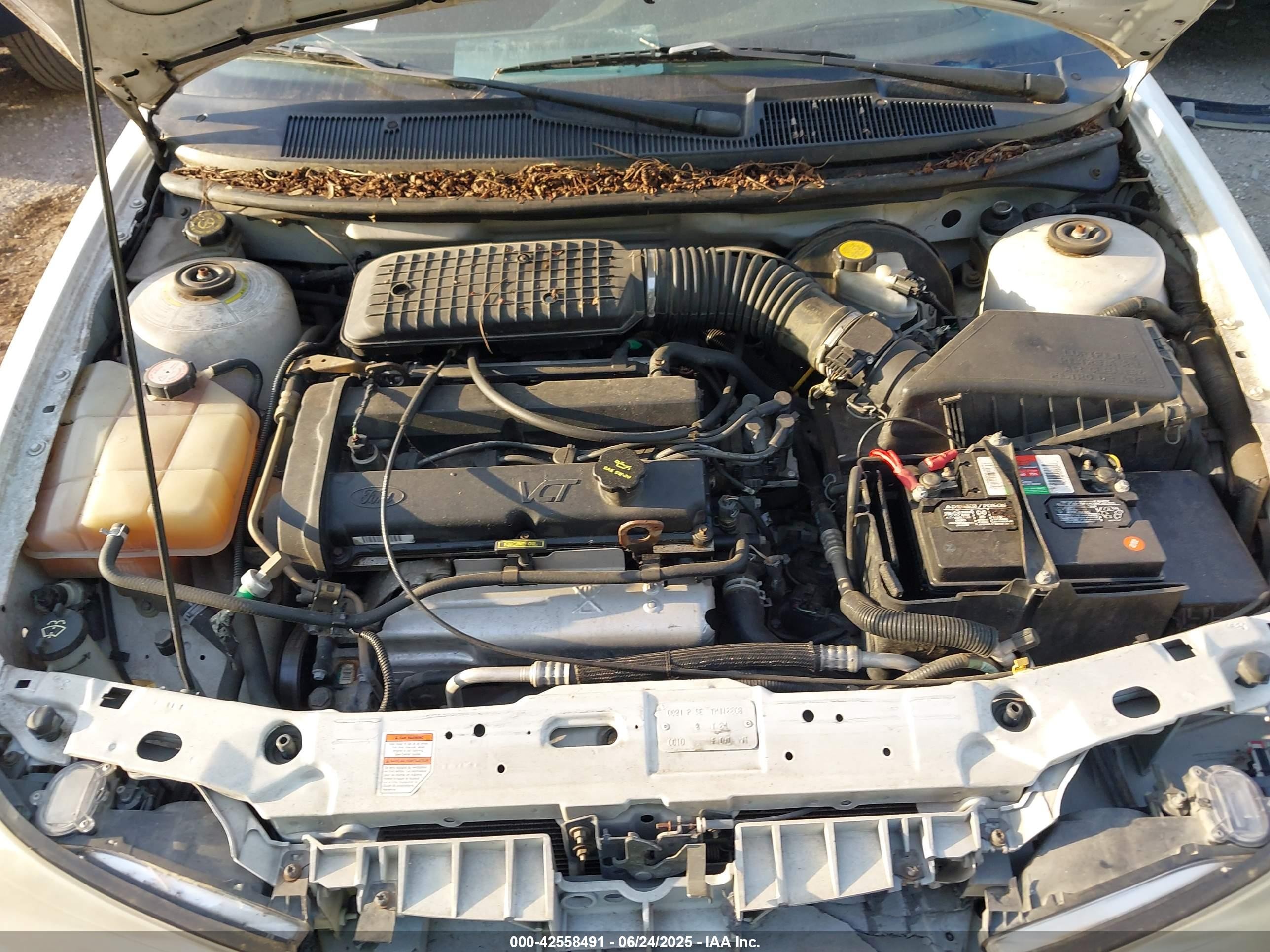 2000 Ford Contour Se Fleet White vin: 3FAFP663XYM118808