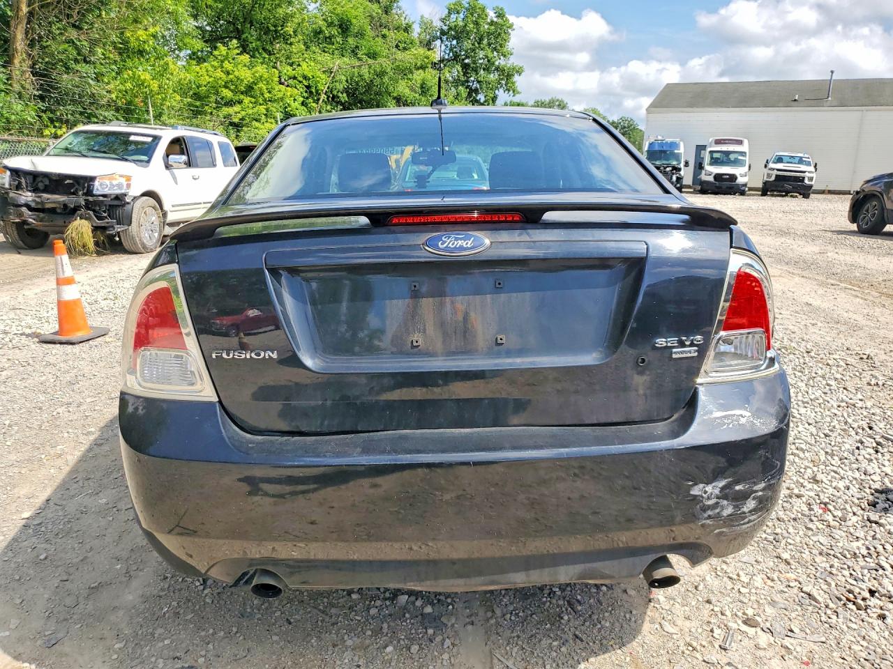 2008 Ford Fusion Se Black vin: 3FAHP01158R270509