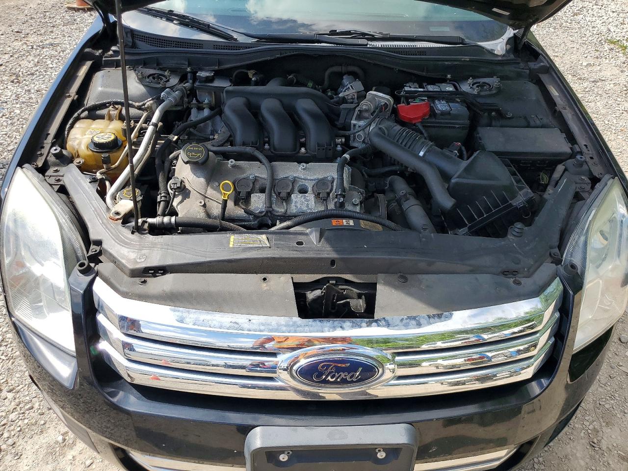 2008 Ford Fusion Se Black vin: 3FAHP01158R270509