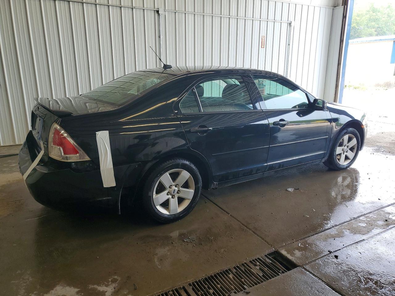 2008 Ford Fusion Черный vin: 3FAHP01188R151188