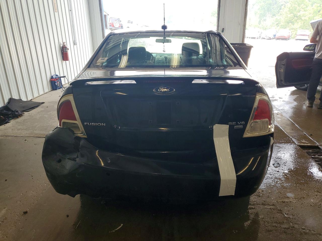 2008 Ford Fusion Черный vin: 3FAHP01188R151188