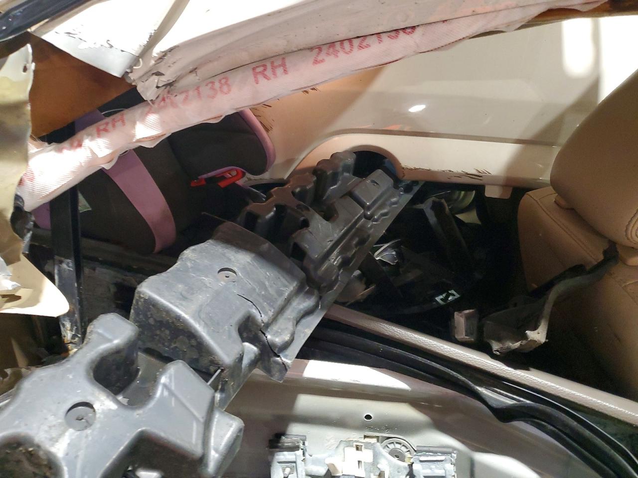 2009 Ford Fusion White vin: 3FAHP02149R176976